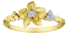 .10 Carat of Diamonds "Flower" Ring, 10kt Yellow Gold.....................NOW