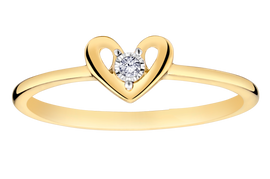 .03 Carat of Diamonds Heart Ring, 10kt Yellow Gold.....................NOW
