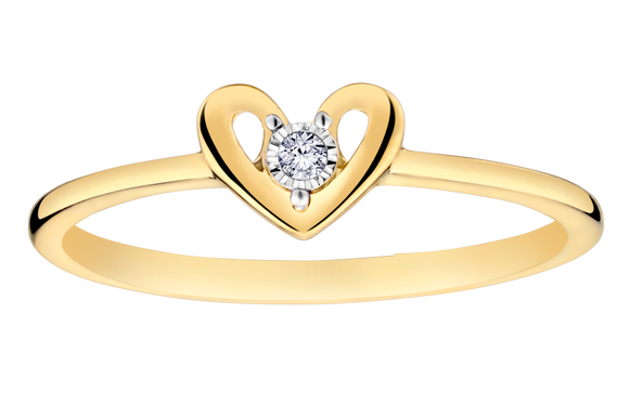 .03 Carat of Diamonds Heart Ring, 10kt Yellow Gold.....................NOW