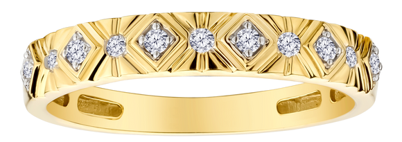 .13 Carat of Lab Grown Diamonds Ring, 10kt Yellow Gold.....................NOW