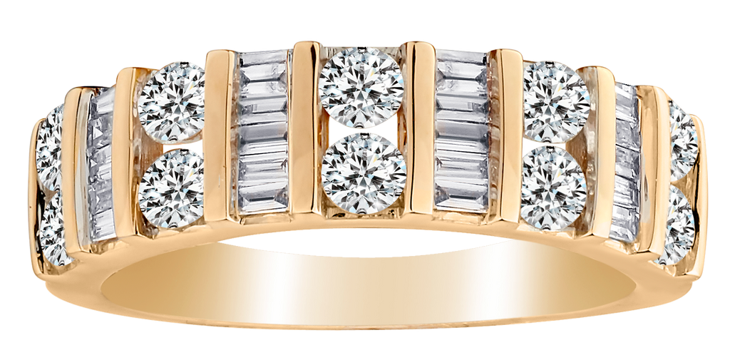 1.00 Carat of Diamonds Ring, 14kt Yellow Gold.......................NOW